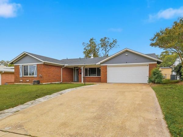 5408 Odessa Avenue, Fort Worth, TX 76133