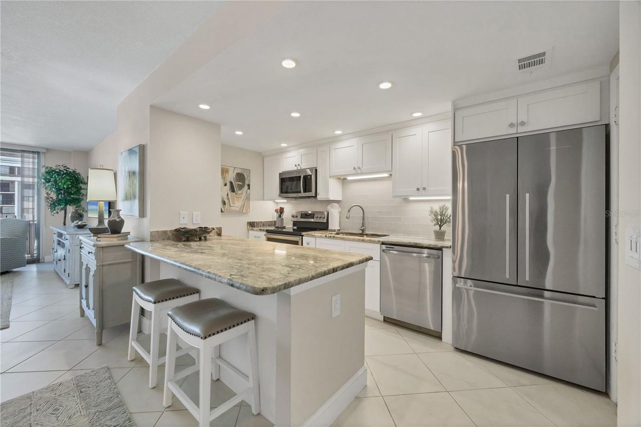 1212 Benjamin Franklin Drive, Unit 508, Sarasota, FL 34236 Photo