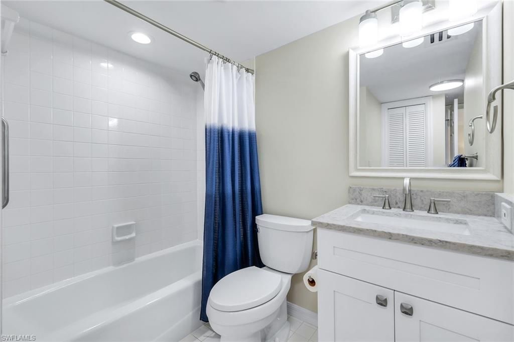 1672 Spoonbill Ln, Unit B, Naples, FL 34105 Photo