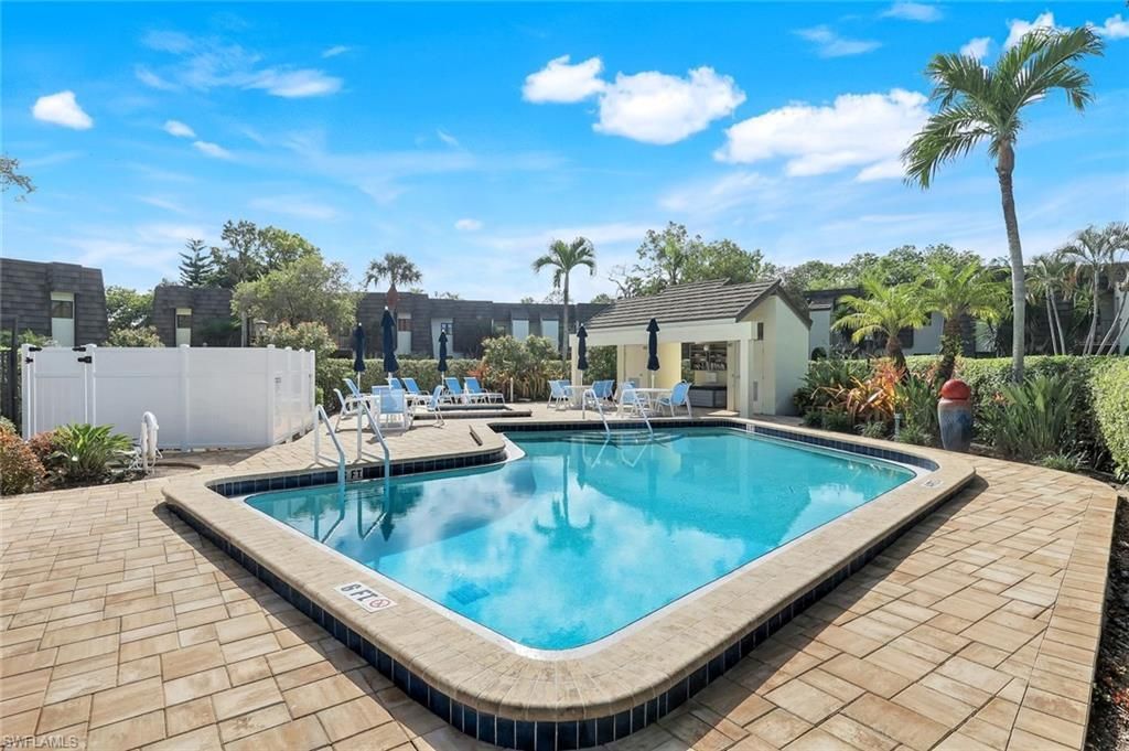 1672 Spoonbill Ln, Unit B, Naples, FL 34105 Photo