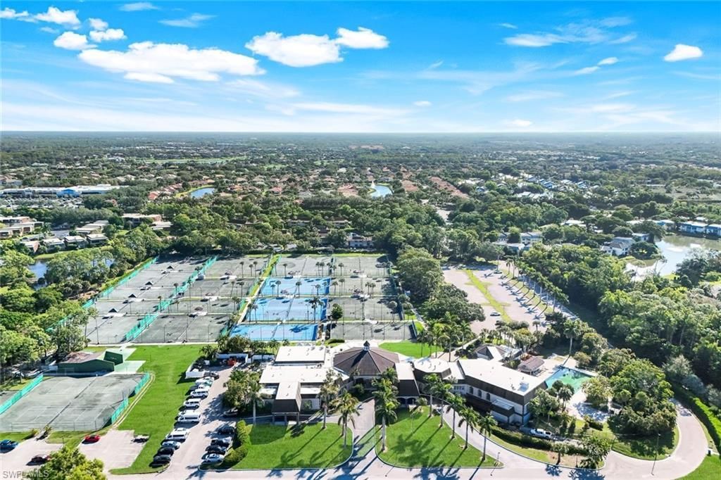 1672 Spoonbill Ln, Unit B, Naples, FL 34105 Photo