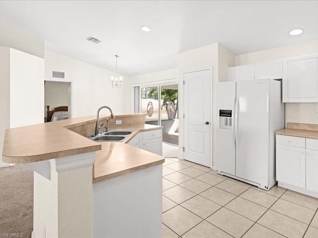 4427 NE 21st Pl, Cape Coral, FL 33909 Photo