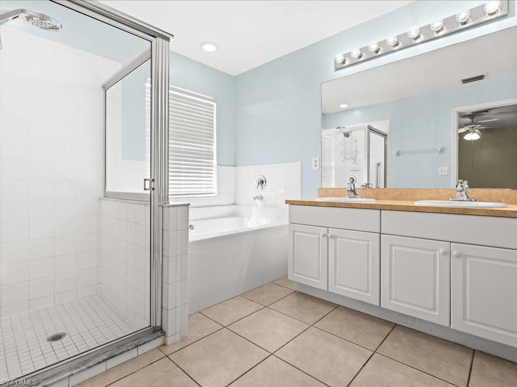 4427 NE 21st Pl, Cape Coral, FL 33909 Photo