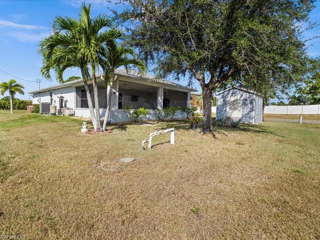 4427 NE 21st Pl, Cape Coral, FL 33909 Photo