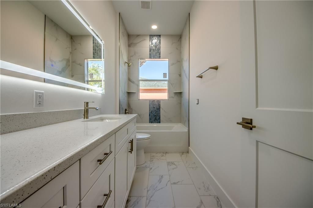 1720 SW 3rd St, Cape Coral, FL 33991 Photo