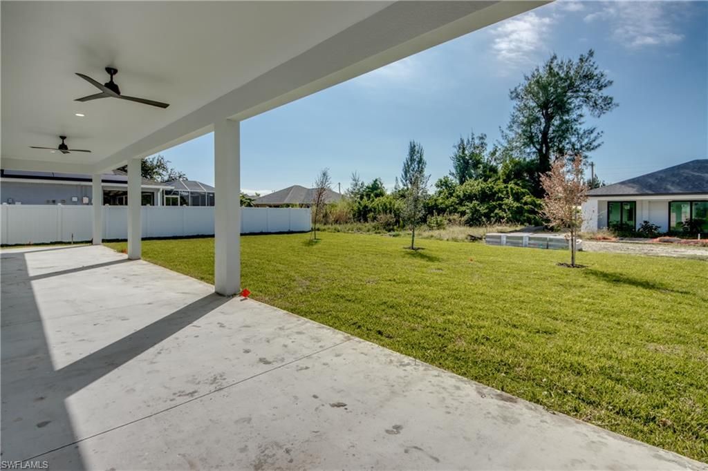 1720 SW 3rd St, Cape Coral, FL 33991 Photo