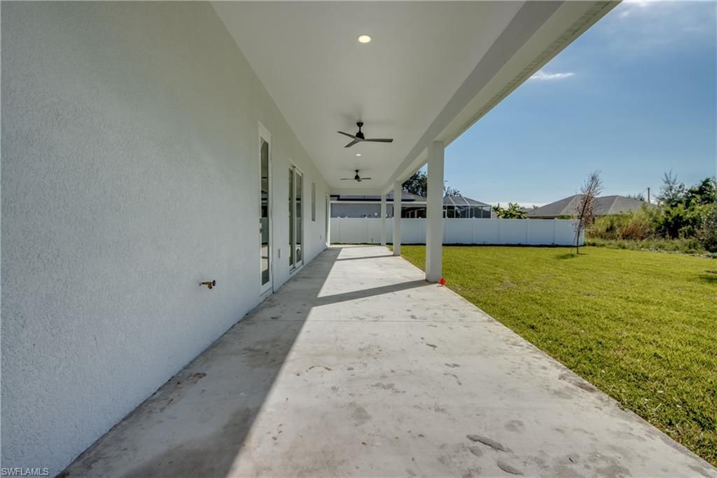 1720 SW 3rd St, Cape Coral, FL 33991 Photo