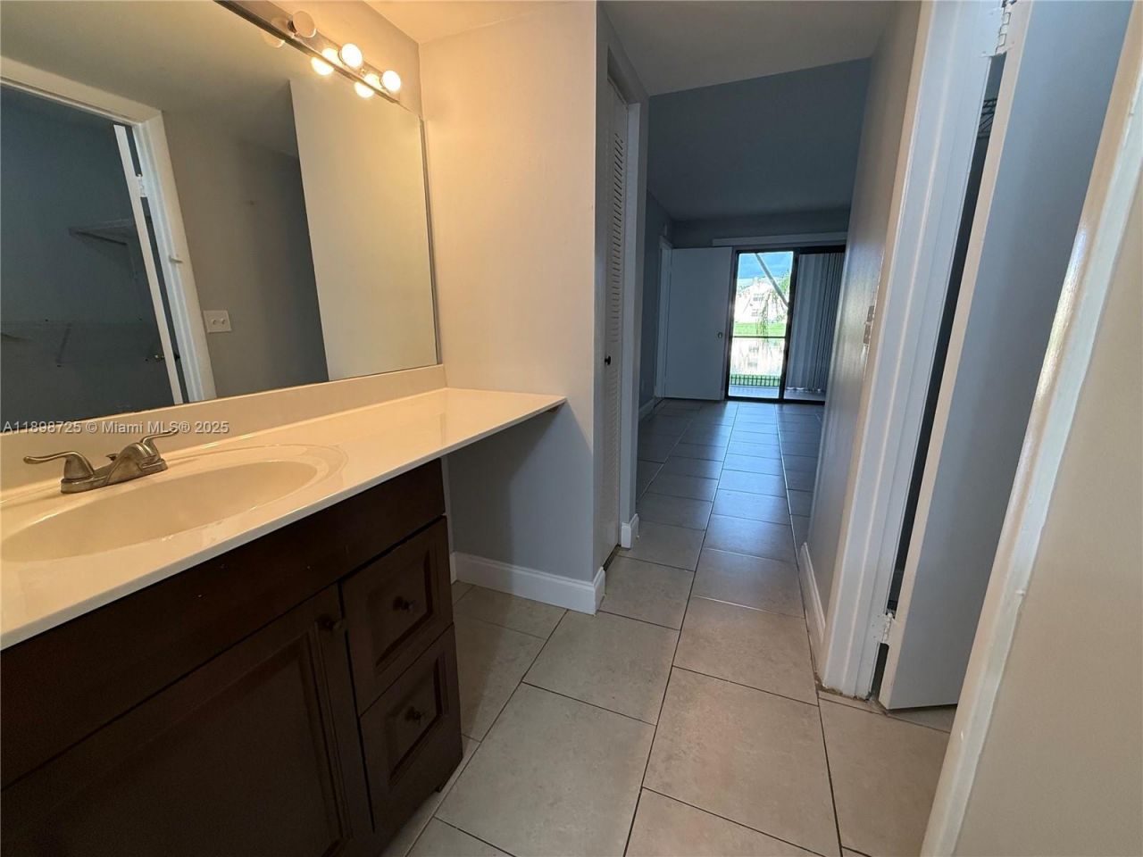 1071 Adams Ave, Unit 1071J, Homestead, FL 33034 Photo