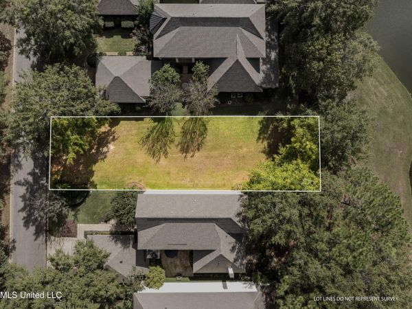 53 Bienville Trace, Hattiesburg, MS 39402