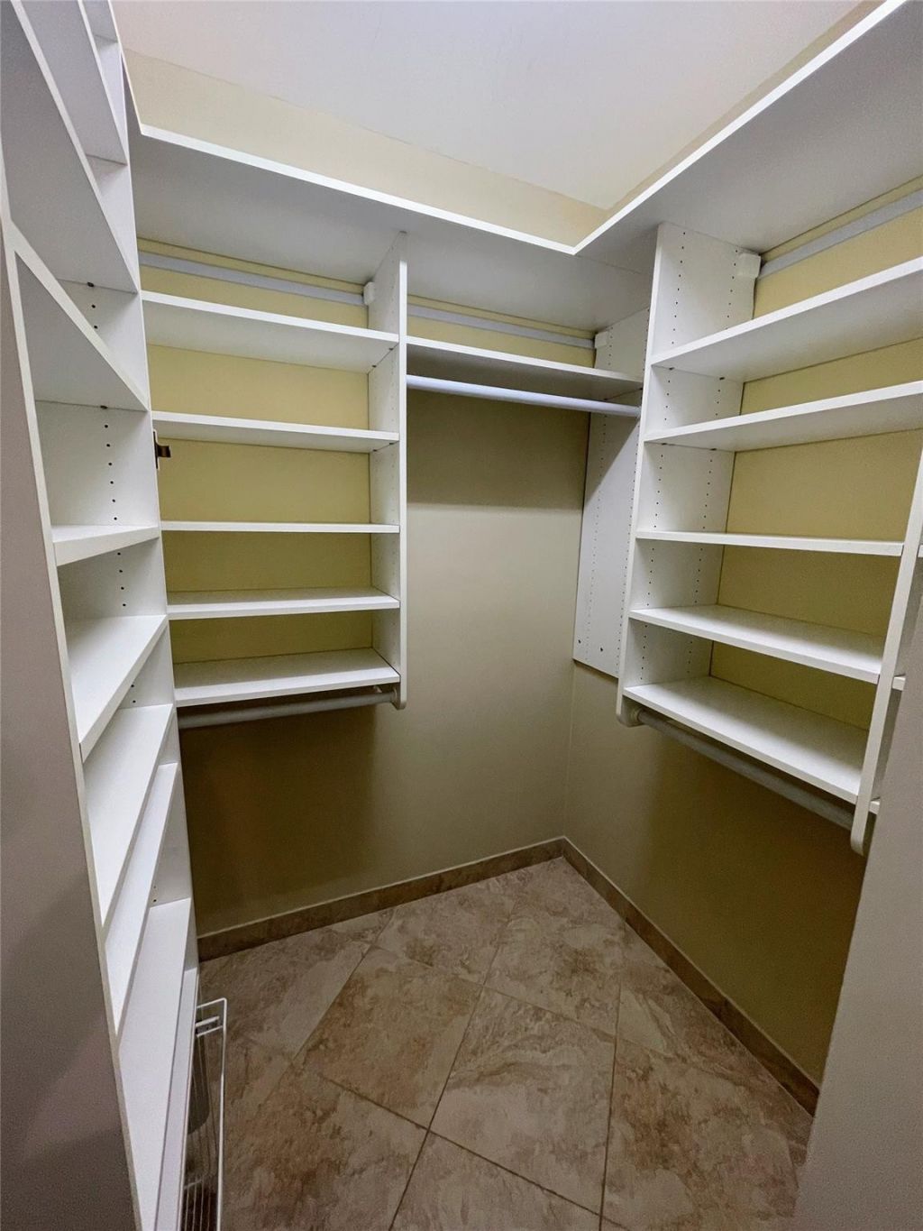 929 NE 18th Court, Fort Lauderdale, FL 33305 Photo