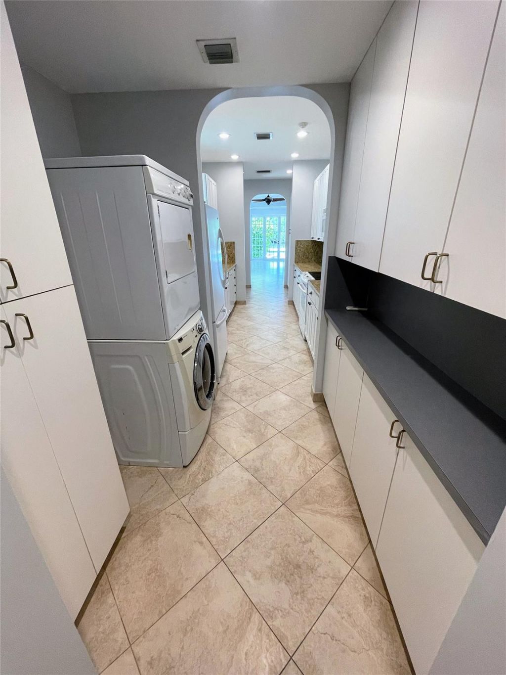 929 NE 18th Court, Fort Lauderdale, FL 33305 Photo