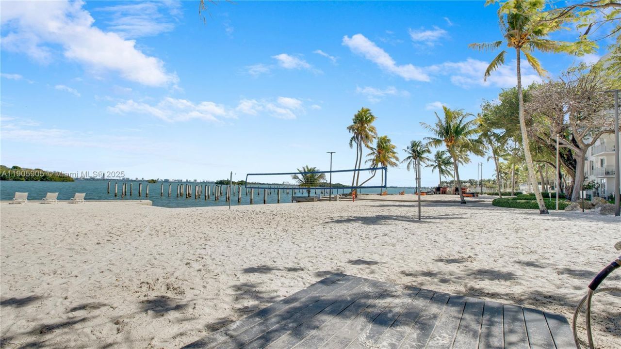 750 NE 64th St, Unit B204, Miami, FL 33138 Photo