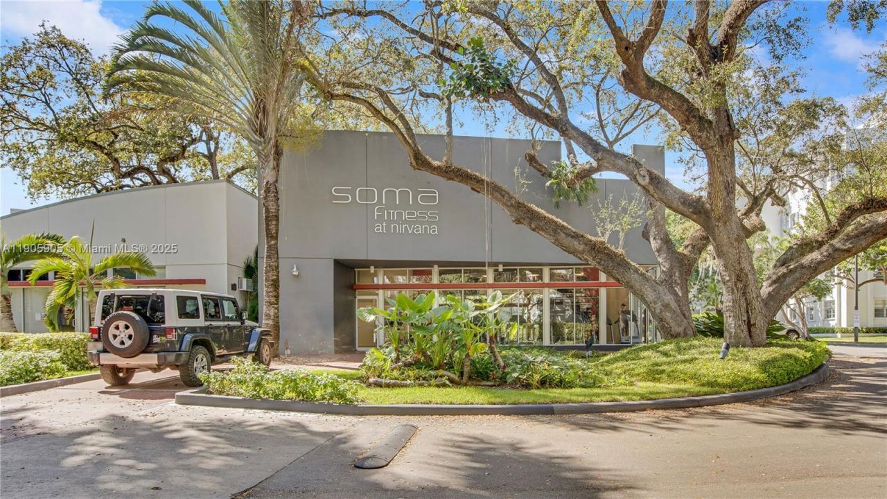 750 NE 64th St, Unit B204, Miami, FL 33138 Photo