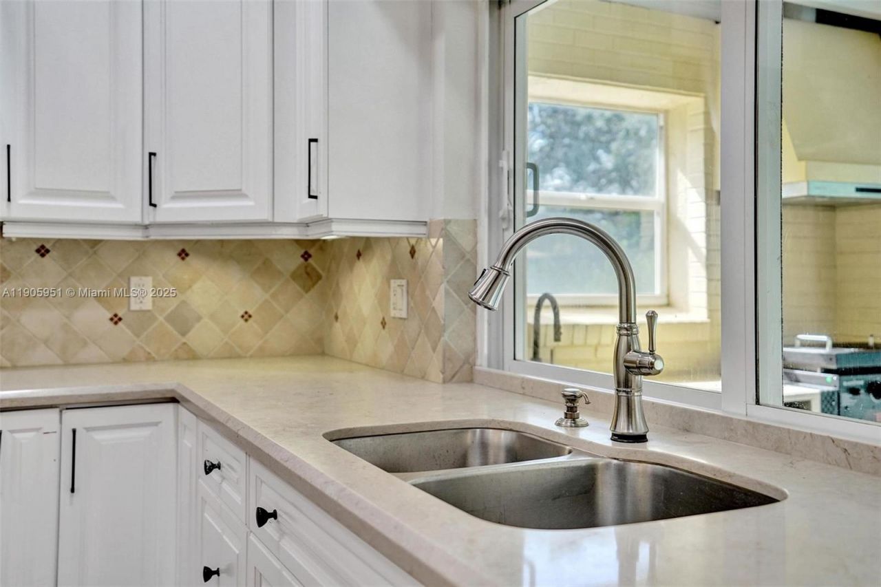 3801 NW 27th Ave, Boca Raton, FL 33434 Photo