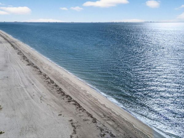 1610 Middle Gulf Dr, Unit F-7, Sanibel, FL 33957