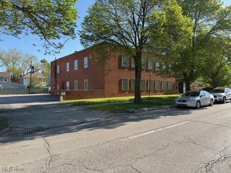 12001 Shaker Boulevard, Cleveland, OH 44120 Photo 3