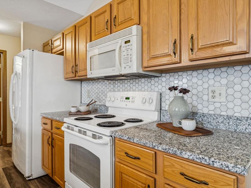 8482 Taylor Chase Drive, Reynoldsburg, OH 43068 Photo 16