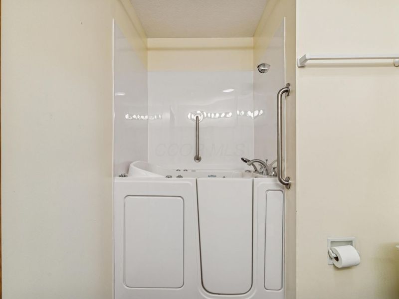 8482 Taylor Chase Drive, Reynoldsburg, OH 43068 Photo 28