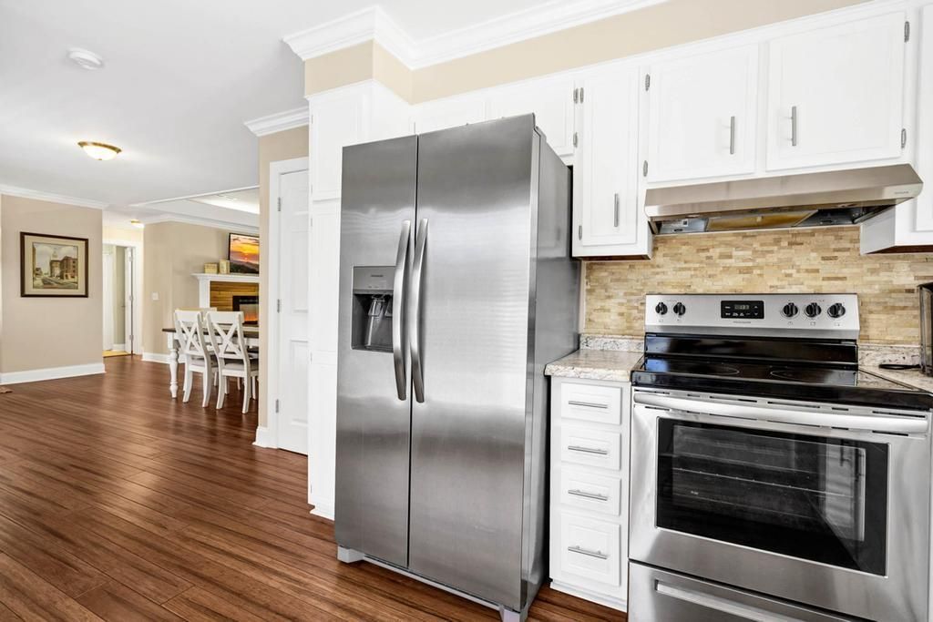 60 Rice Lane Photo 11