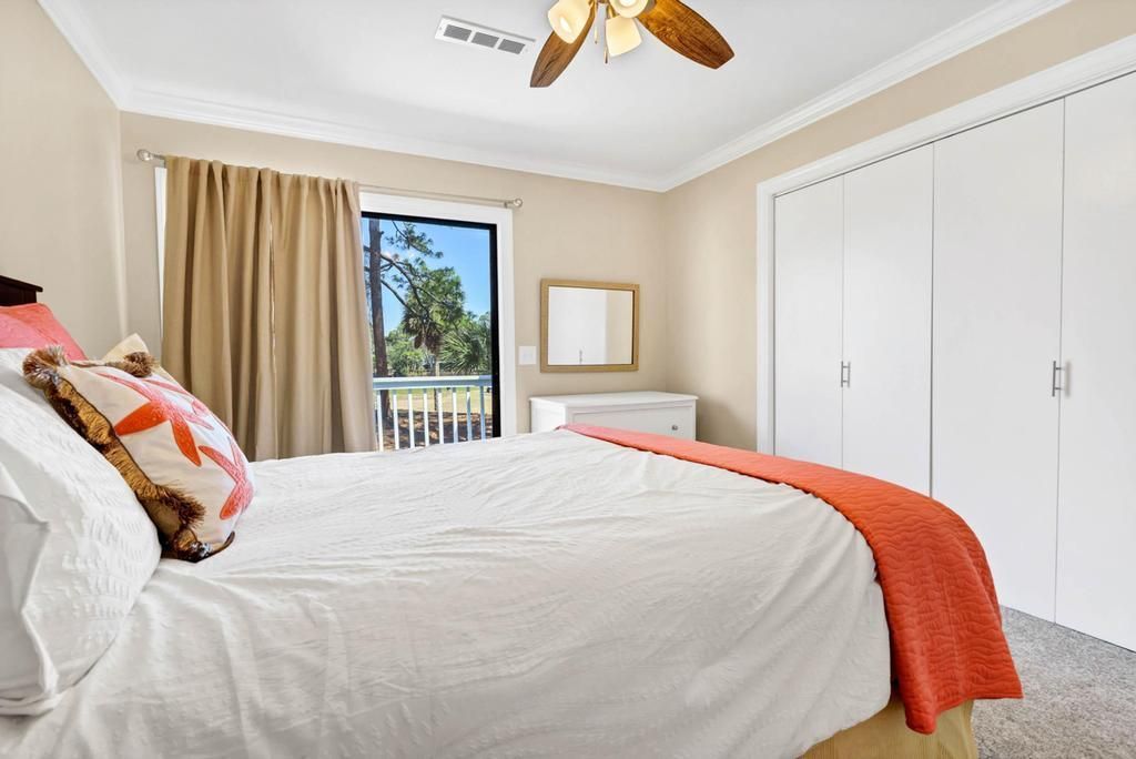 60 Rice Lane Photo 21