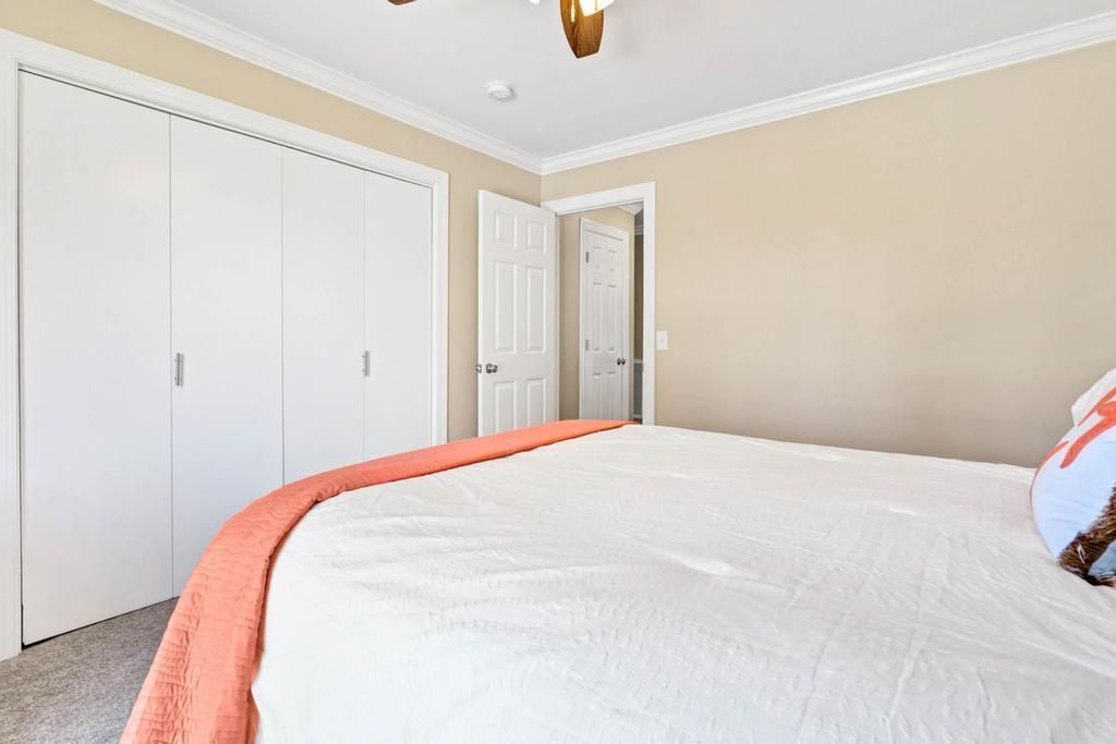 60 Rice Lane Photo 22