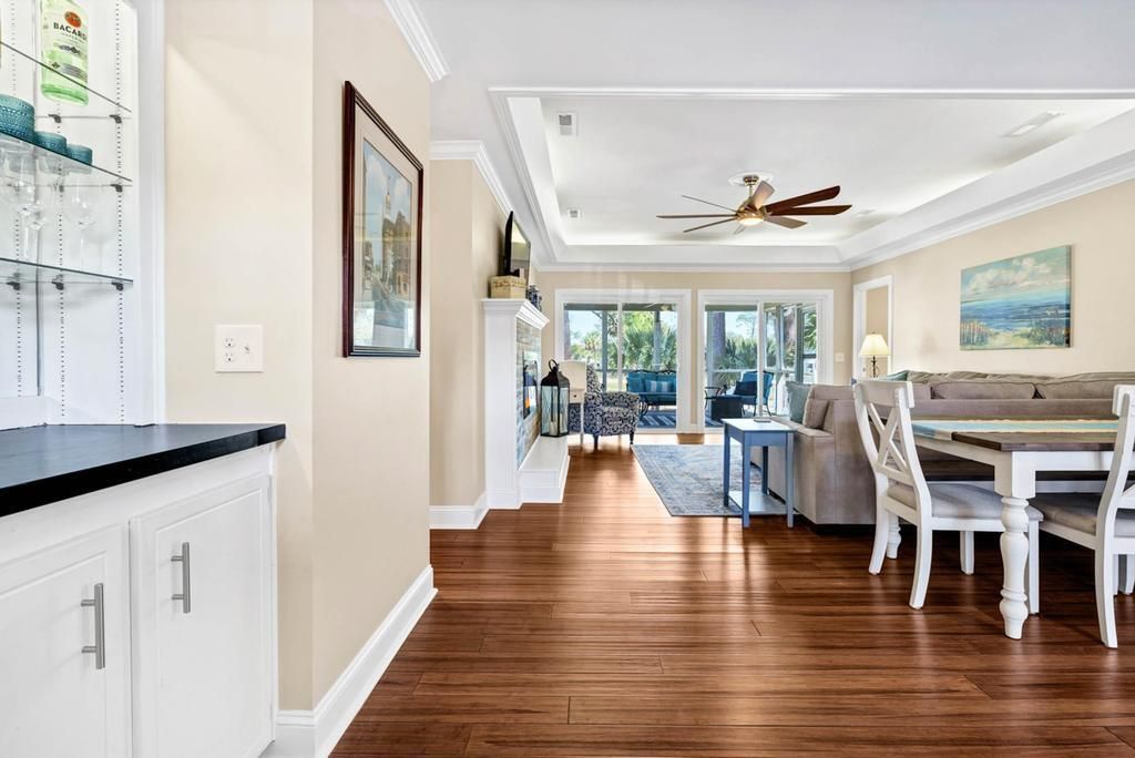 60 Rice Lane Photo 8