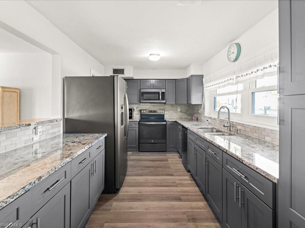 244 SE 45th Ter, Cape Coral, FL 33904 Photo