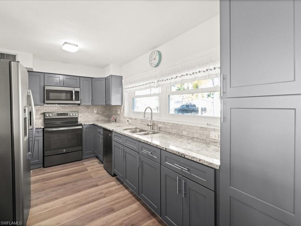 244 SE 45th Ter, Cape Coral, FL 33904 Photo