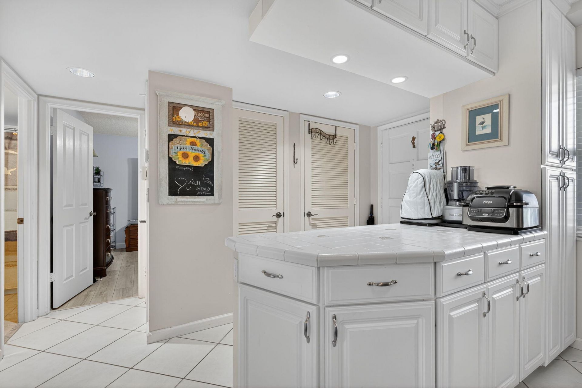 105 Paradise Harbour Boulevard, Unit 102, North Palm Beach, FL 33408 Photo