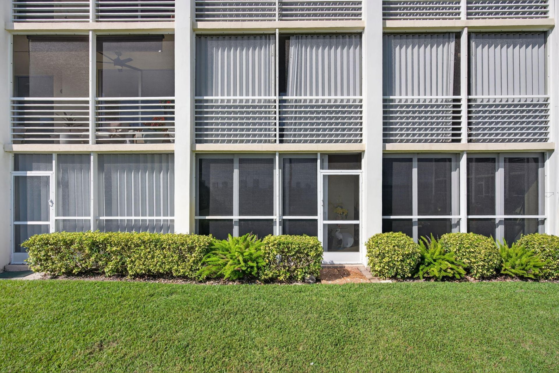 105 Paradise Harbour Boulevard, Unit 102, North Palm Beach, FL 33408 Photo