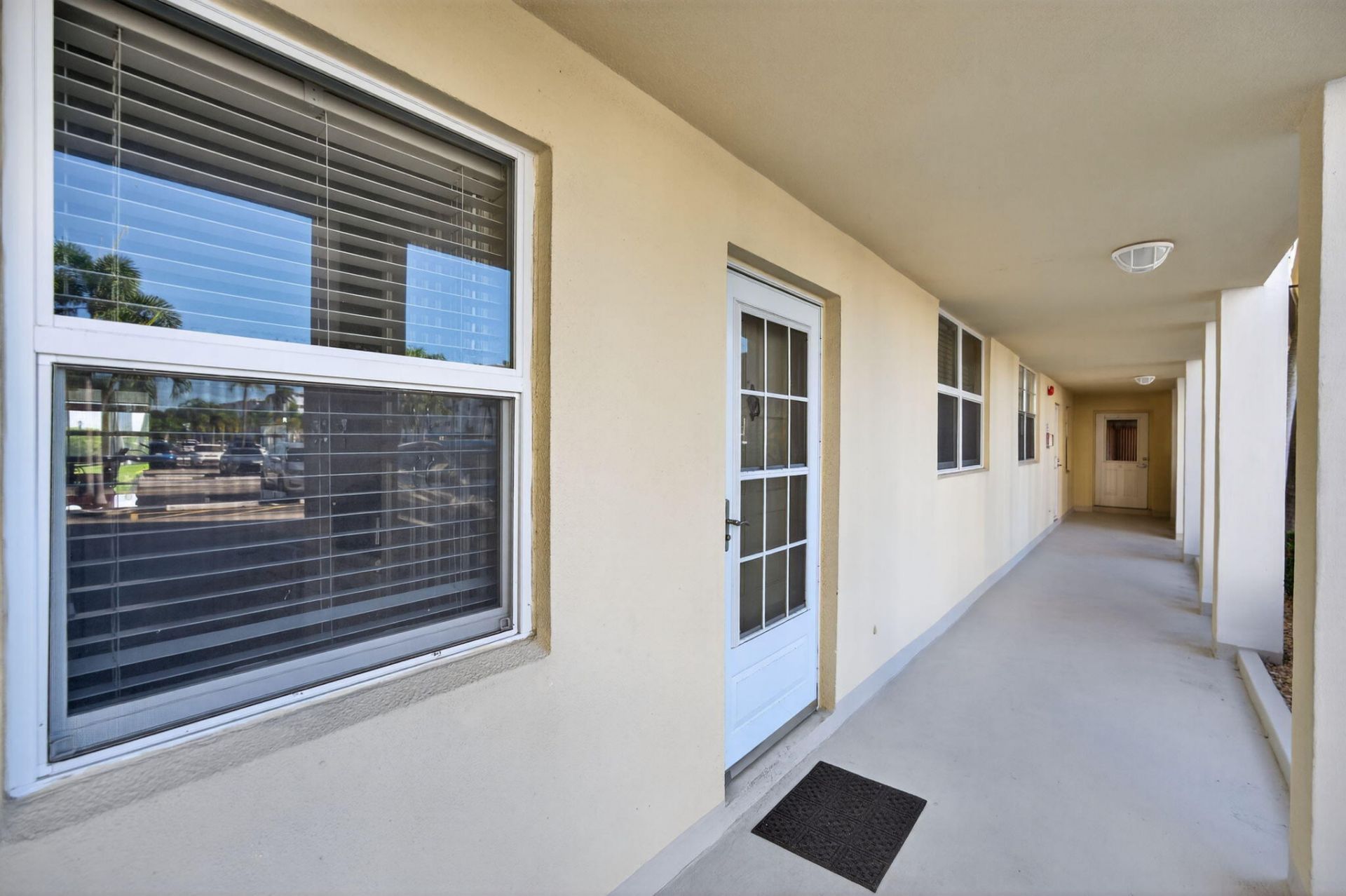 105 Paradise Harbour Boulevard, Unit 102, North Palm Beach, FL 33408 Photo