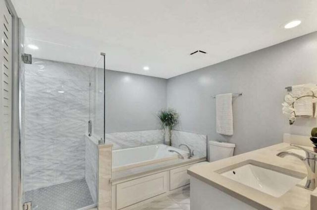 5550 N Ocean Drive, Unit 2b, Singer Island, FL 33404 Photo