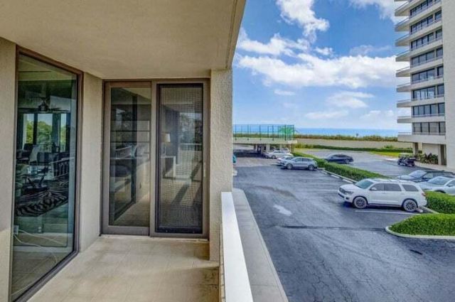 5550 N Ocean Drive, Unit 2b, Singer Island, FL 33404 Photo