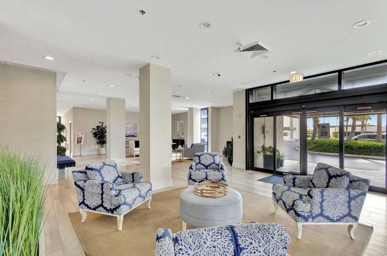 5550 N Ocean Drive, Unit 2b, Singer Island, FL 33404 Photo