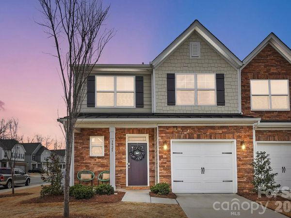 3925 Rothwood Lane, Harrisburg, NC 28075