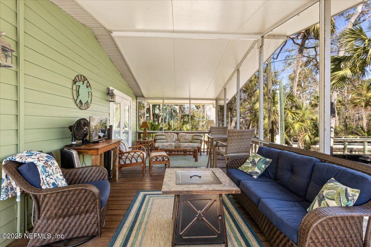 1418 Palm Street Ne, Steinhatchee, FL 32359 Photo