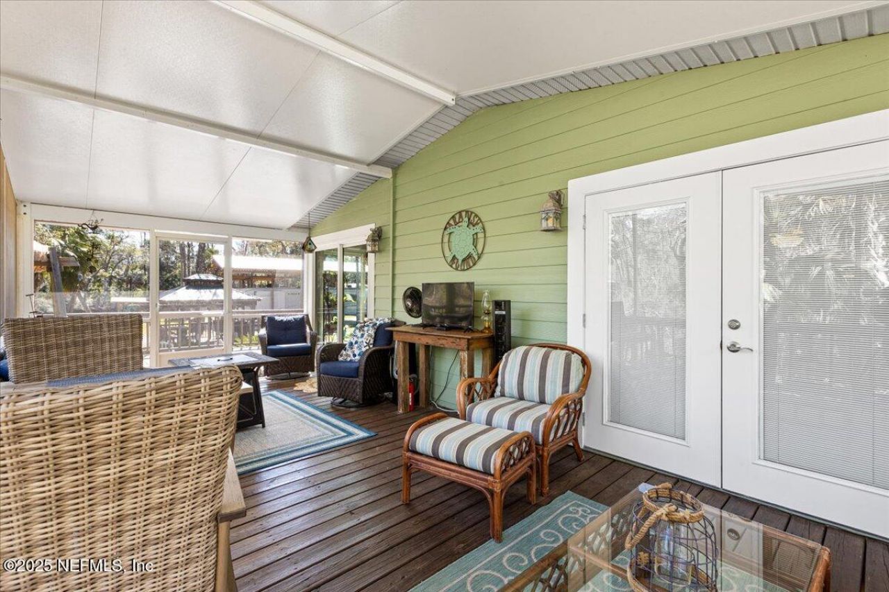 1418 Palm Street Ne, Steinhatchee, FL 32359 Photo