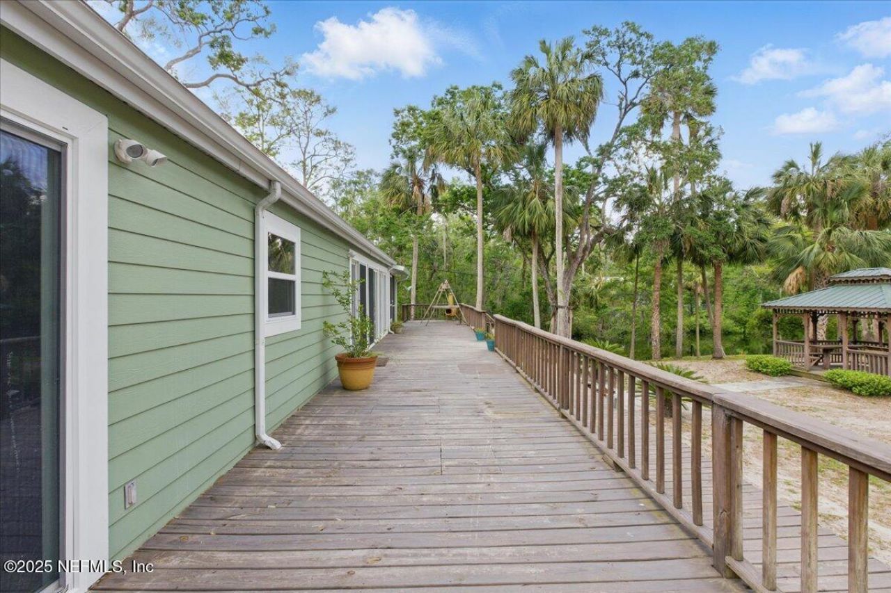 1418 Palm Street Ne, Steinhatchee, FL 32359 Photo