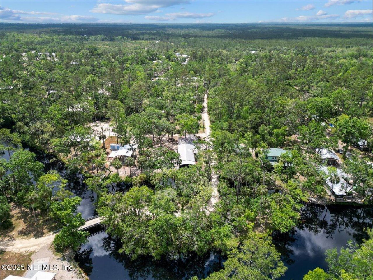 1418 Palm Street Ne, Steinhatchee, FL 32359 Photo