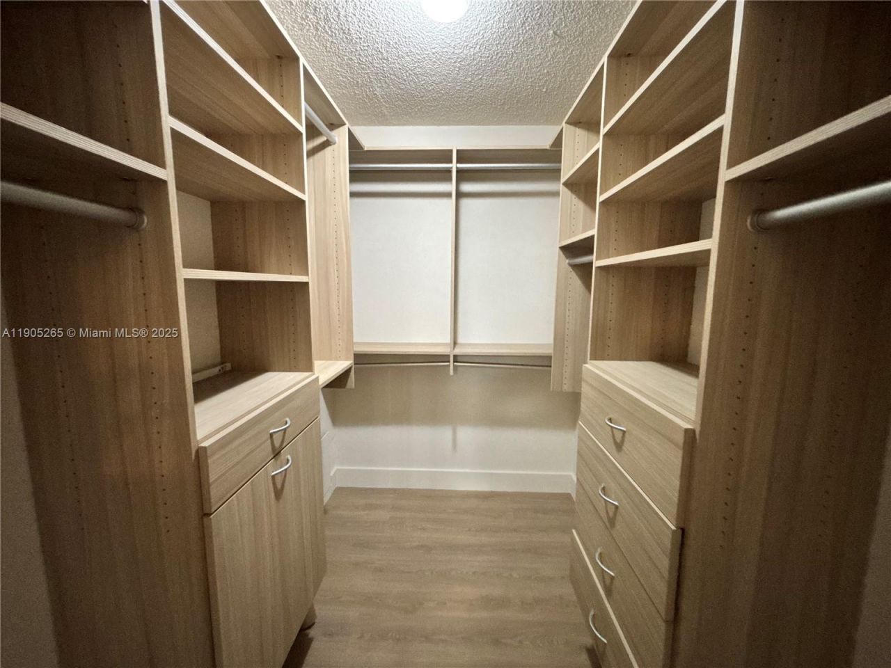 461 Ives Dairy Rd, Unit 402-2, Miami, FL 33179 Photo