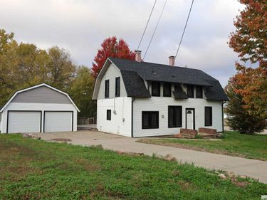 827 10th Street, Humboldt, NE 68376