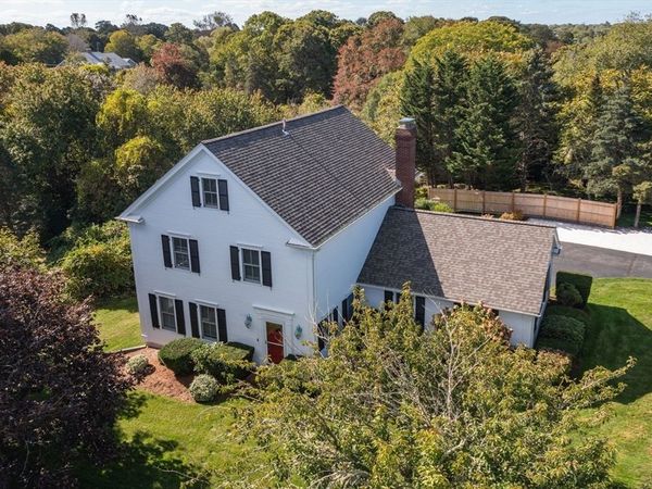 3 Pinefield Ln, Dennis, MA 02660