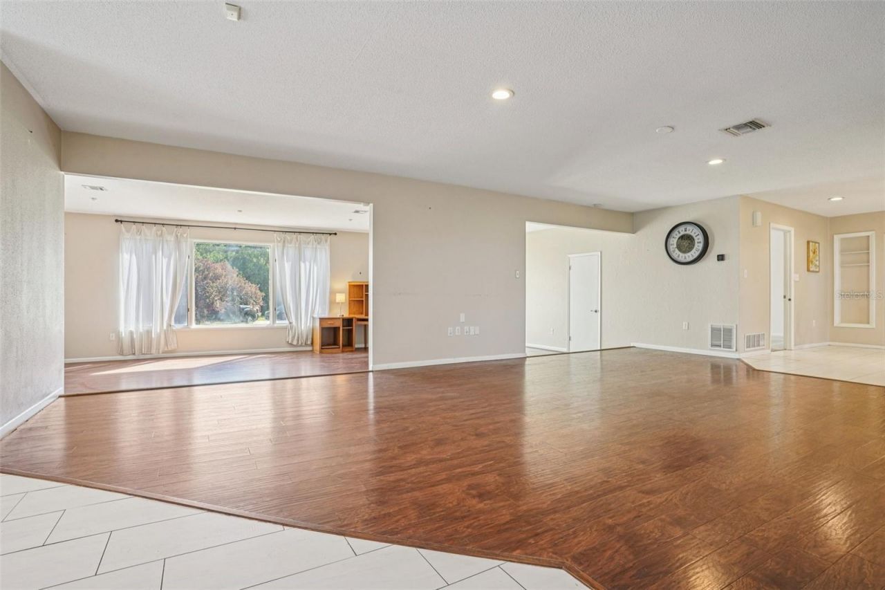 33651 Overton Drive, Leesburg, FL 34788 Photo