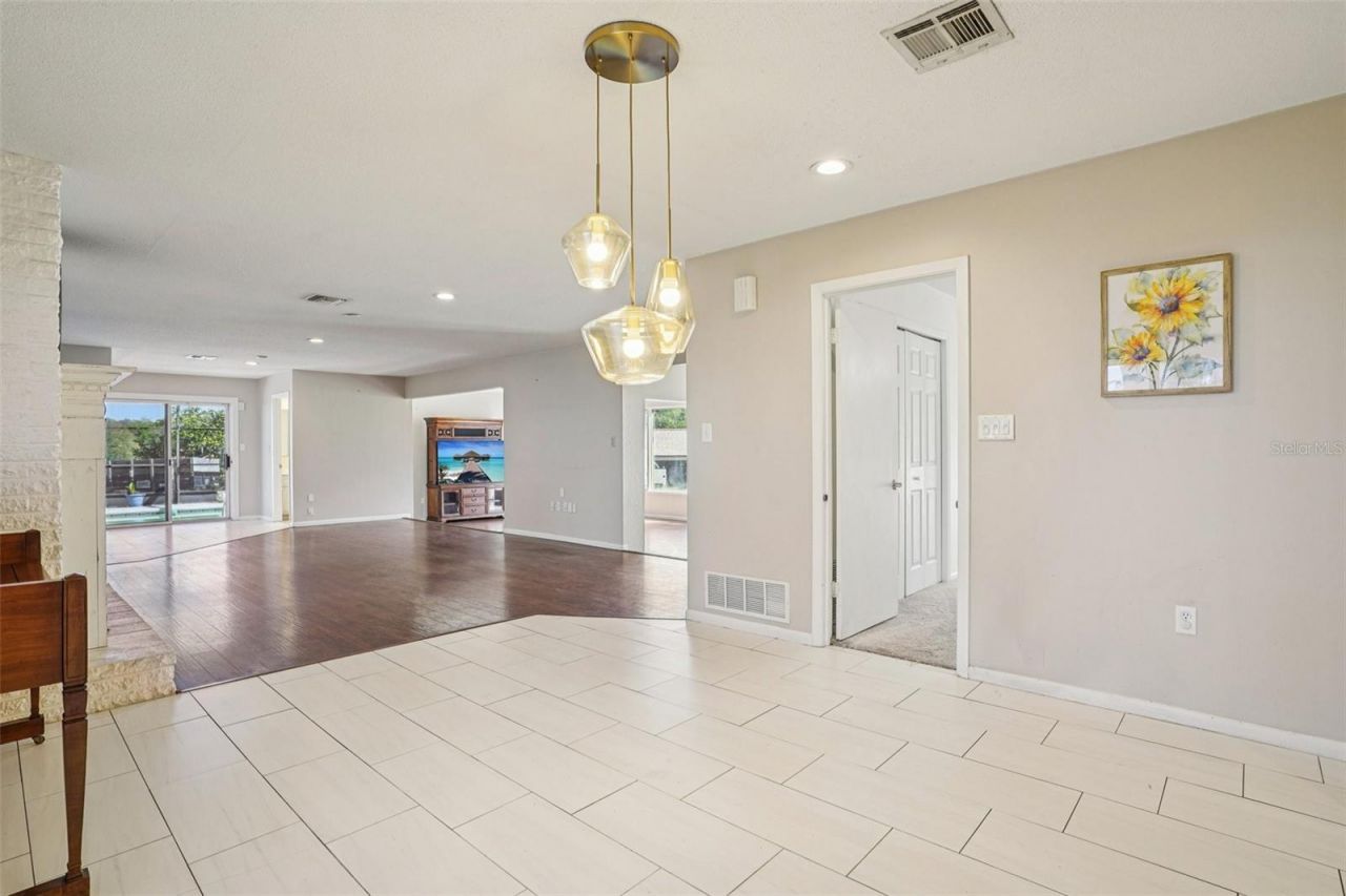 33651 Overton Drive, Leesburg, FL 34788 Photo