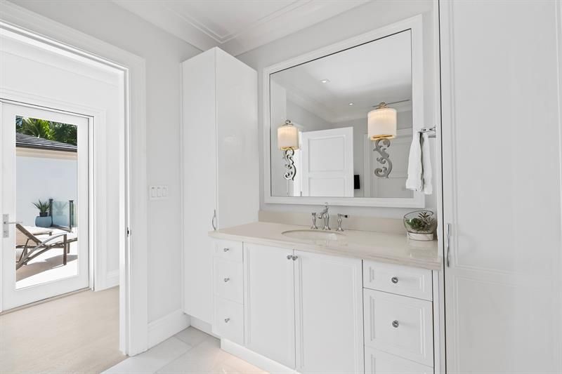 150 Kings Rd, Palm Beach, FL 33480 Photo