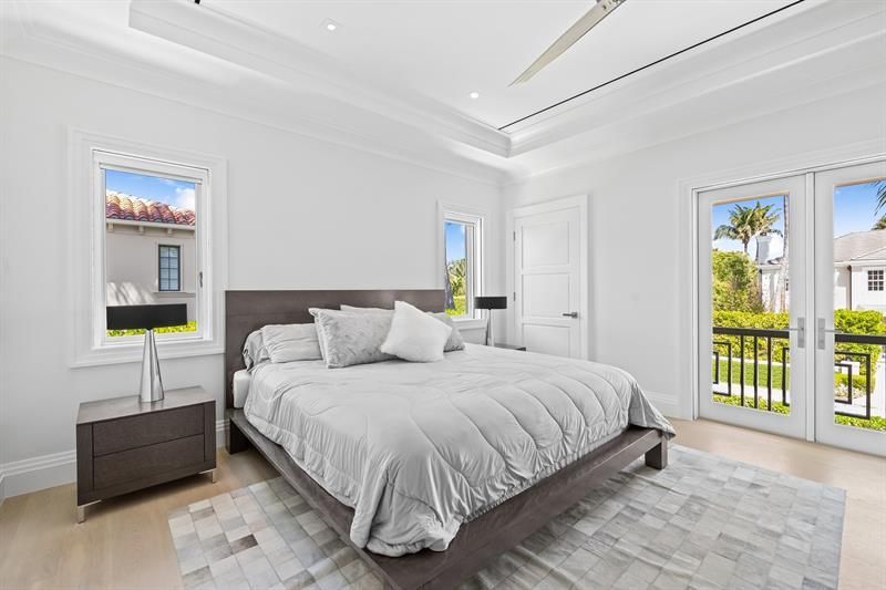 150 Kings Rd, Palm Beach, FL 33480 Photo