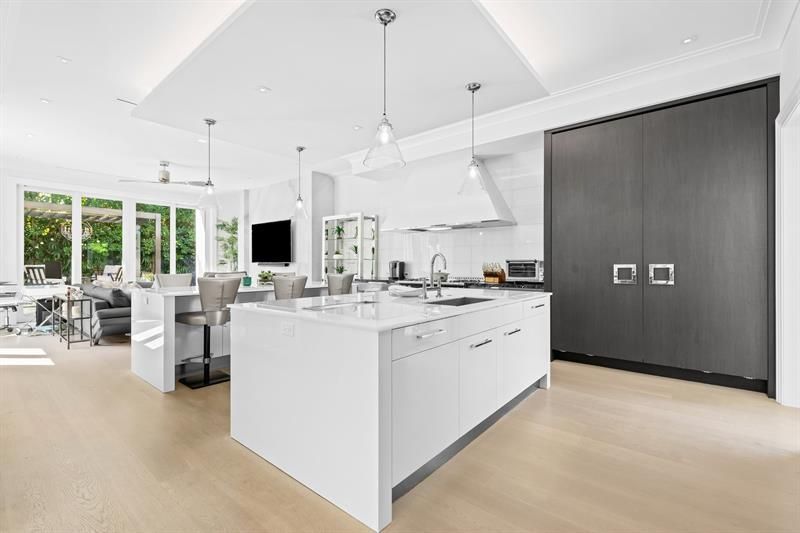 150 Kings Rd, Palm Beach, FL 33480 Photo