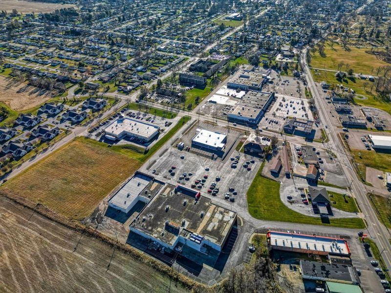 120 Morris Road, Unit B, Circleville, OH 43113 Photo 12