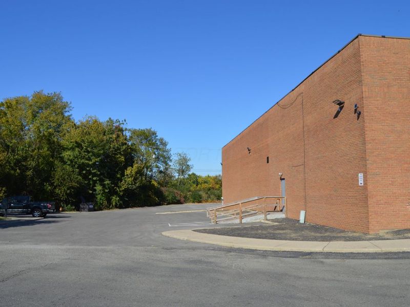 120 Morris Road, Unit B, Circleville, OH 43113 Photo 2