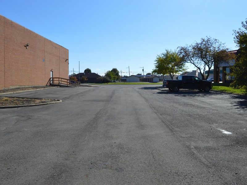 120 Morris Road, Unit B, Circleville, OH 43113 Photo 4